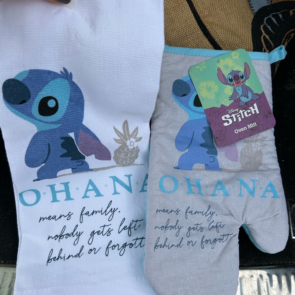 Stitch ohana dish towel and oven mit Disney